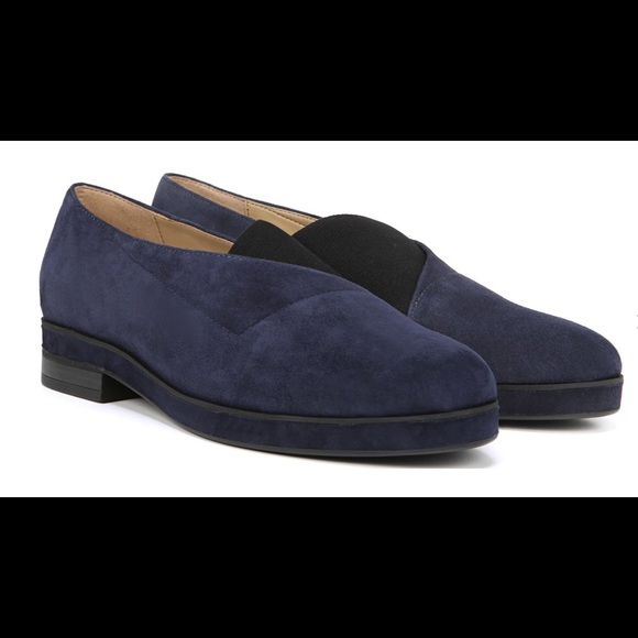 naturalizer lorie loafer